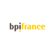 Logo de Bpifrance, avec les lettres 'bpi' en gris foncé et 'france' en jaune, le tout dans une typographie moderne et simple.